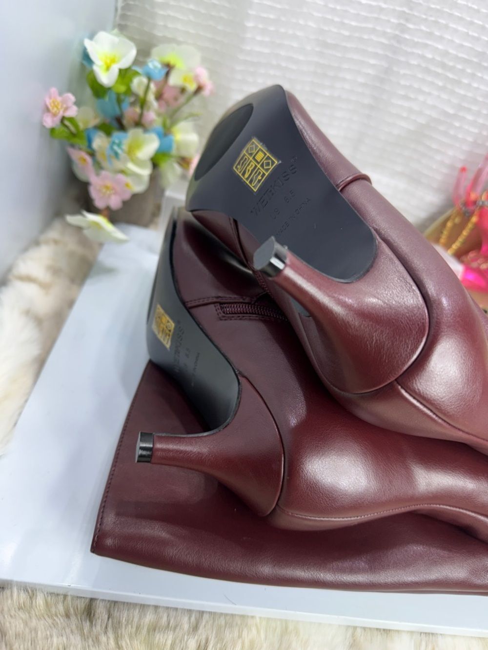 (W9) Wet Kiss knee-high boots-Pointed toe,low heel and side zip,full women's 8.5 - Picture 12 of 15